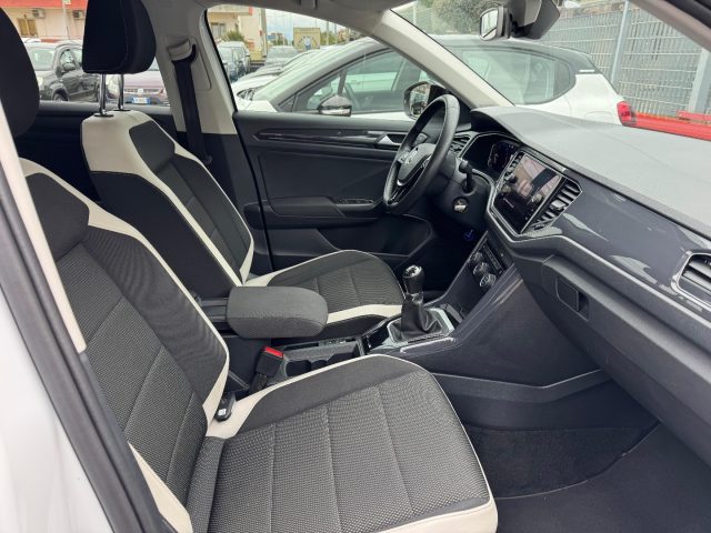 VOLKSWAGEN T-Roc usata, con Interni in pelle
