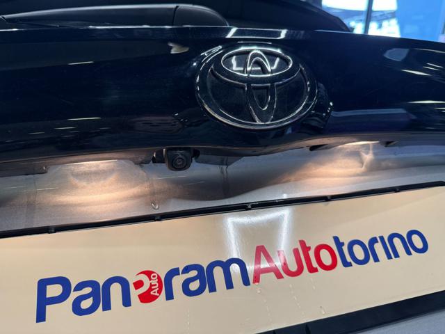 TOYOTA Yaris usata, con Volante in pelle