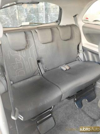TOYOTA Yaris usata, con ESP