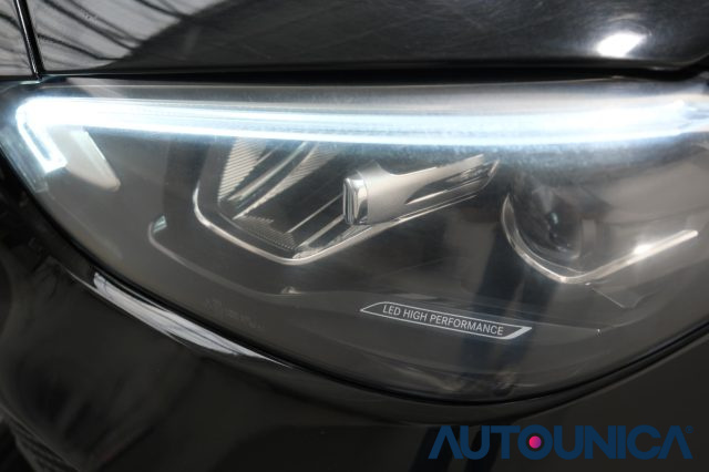 MERCEDES-BENZ C 200 usata, con Fari full-led