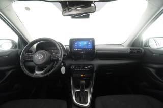 TOYOTA Yaris usata 4