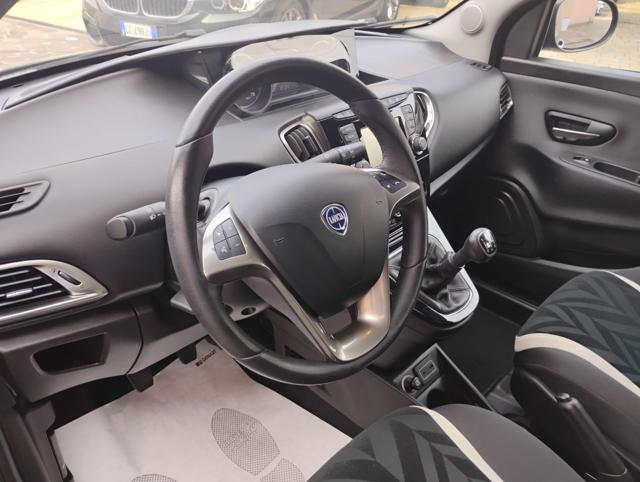 LANCIA Ypsilon usata, con Controllo trazione
