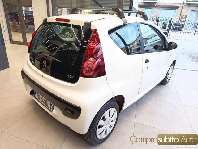 PEUGEOT 107 usata, con Autoradio