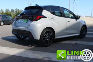 TOYOTA Yaris usata, con Autoradio