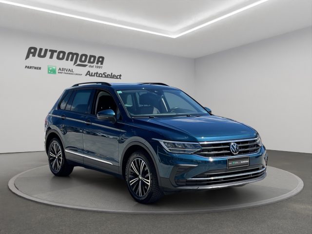 VOLKSWAGEN Tiguan usata, con Airbag laterali