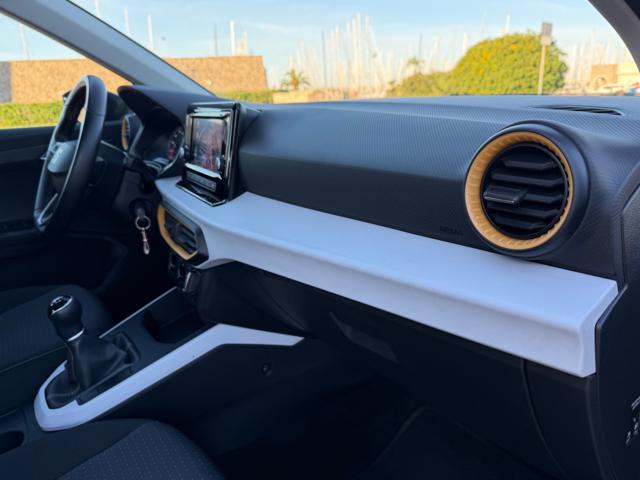 SEAT Arona usata, con Sedile posteriore sdoppiato