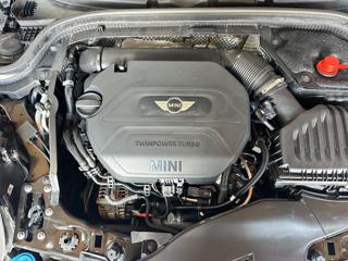 MINI Cooper D usata, con USB