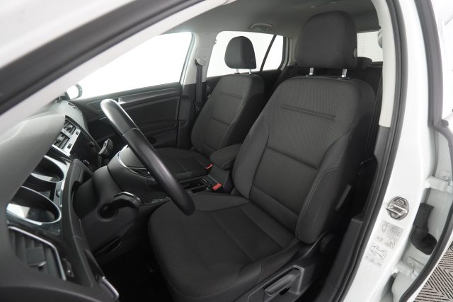 VOLKSWAGEN Golf usata 2