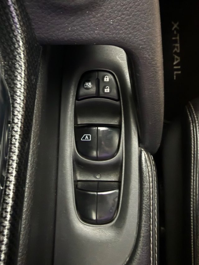NISSAN X-Trail usata 12