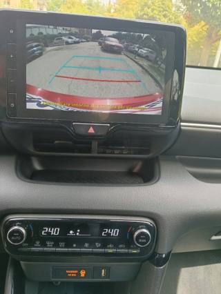 TOYOTA Yaris usata, con ESP