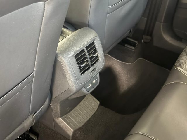 VOLKSWAGEN T-Roc usata, con Cruise Control
