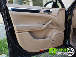 PORSCHE Cayenne usata, con Sistema di navigazione