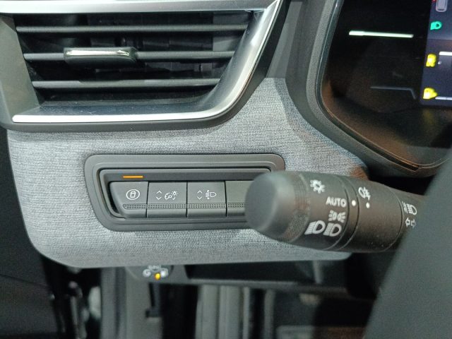 RENAULT Clio usata, con Bluetooth