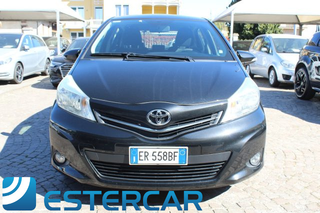 TOYOTA Yaris usata, con Alzacristalli elettrici