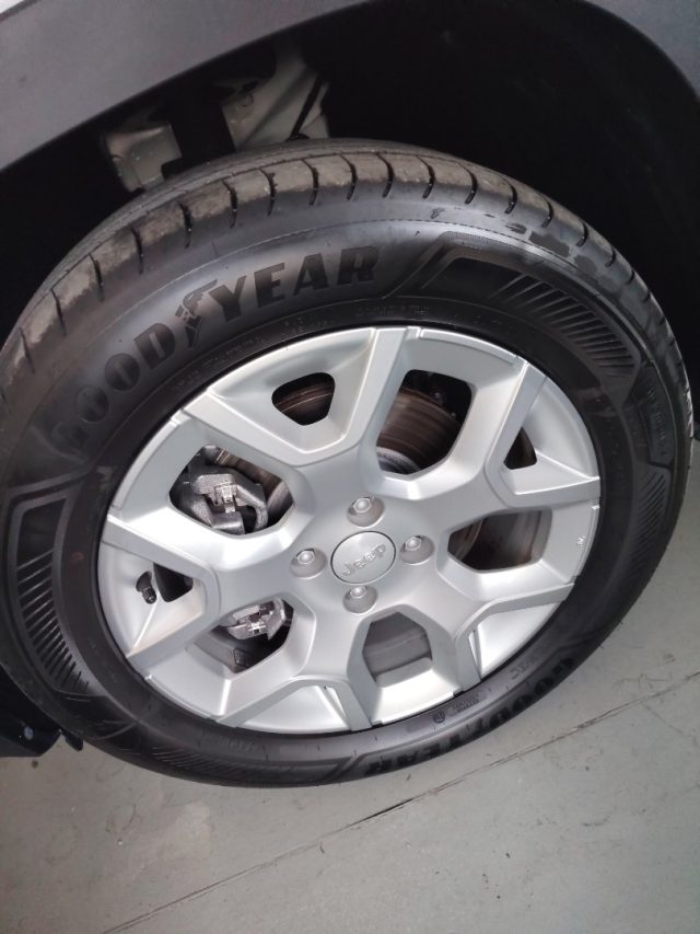 JEEP Avenger usata, con Sedile posteriore sdoppiato