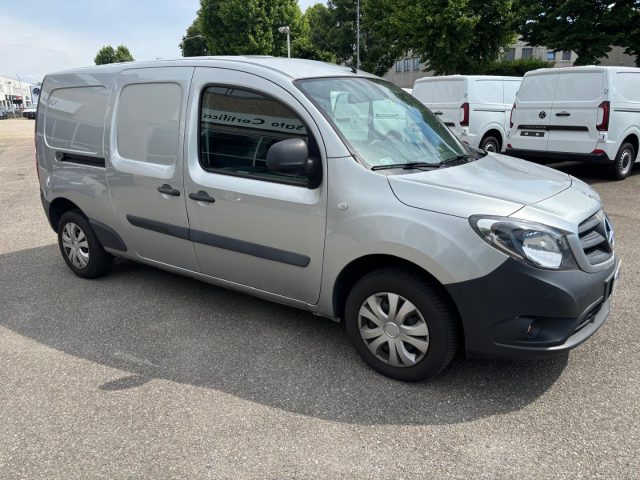 MERCEDES-BENZ Citan usata, con Autoradio