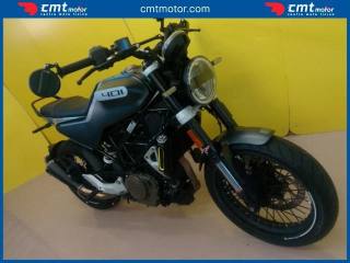 HUSQVARNA Svartpilen 401 usata 12