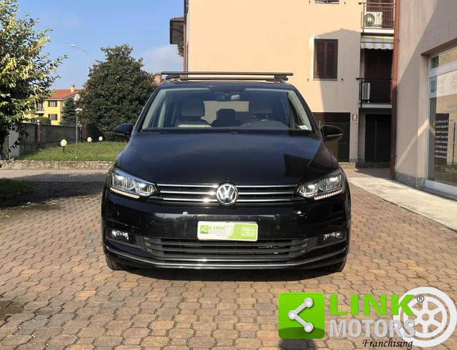 VOLKSWAGEN Touran usata, con Airbag