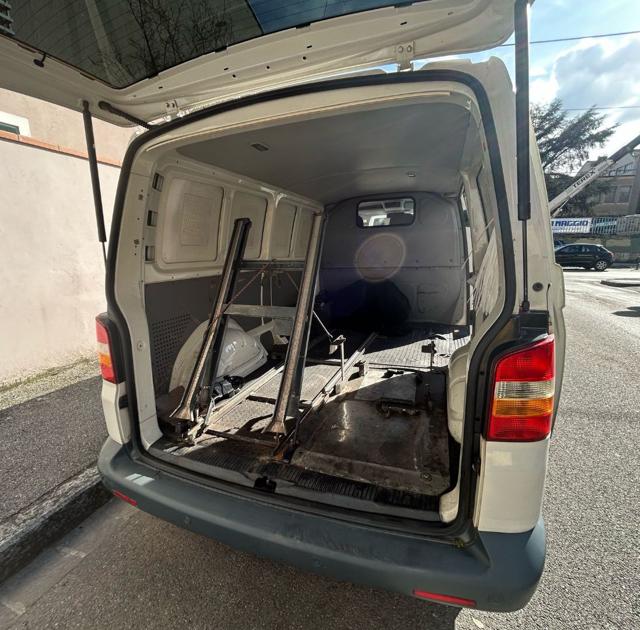 VOLKSWAGEN Transporter usata 22
