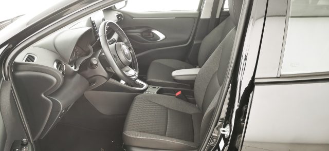 TOYOTA Yaris usata, con Fendinebbia