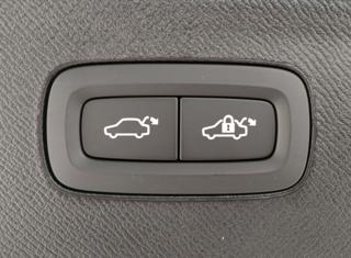 VOLVO XC90 usata, con Sensori di parcheggio anteriori