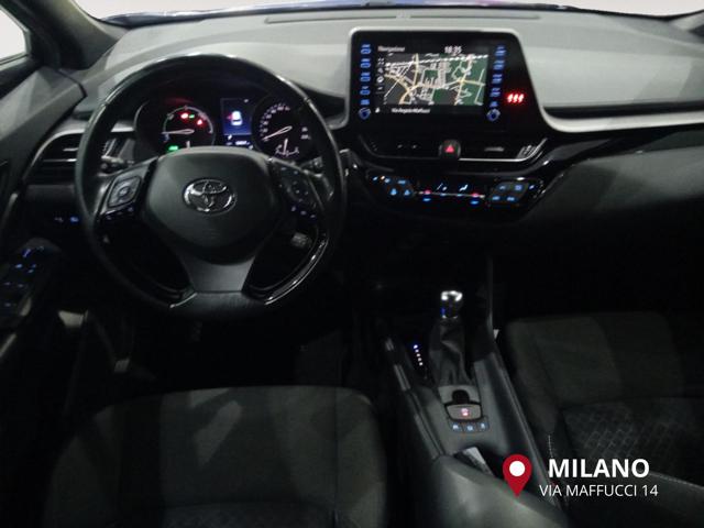 TOYOTA C-HR usata, con Controllo automatico clima