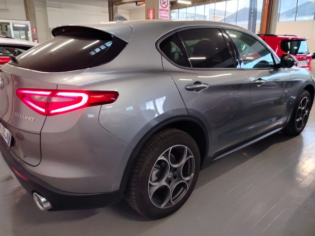 ALFA ROMEO Stelvio usata, con Controllo trazione