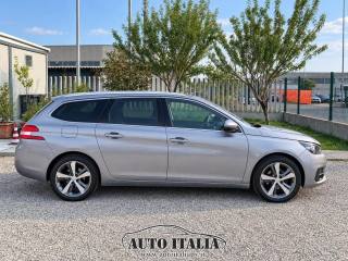 PEUGEOT 308 usata, con Autoradio