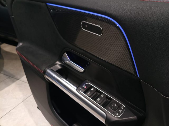 MERCEDES-BENZ GLA 200 usata, con Sistema di navigazione