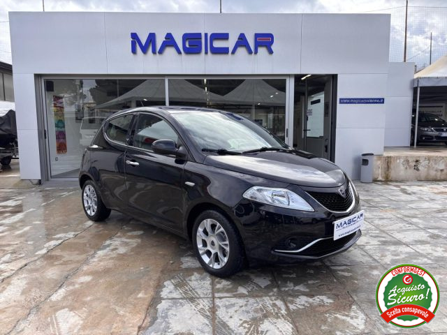 LANCIA Ypsilon usata, con ABS