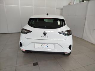 RENAULT Clio usata, con Autoradio