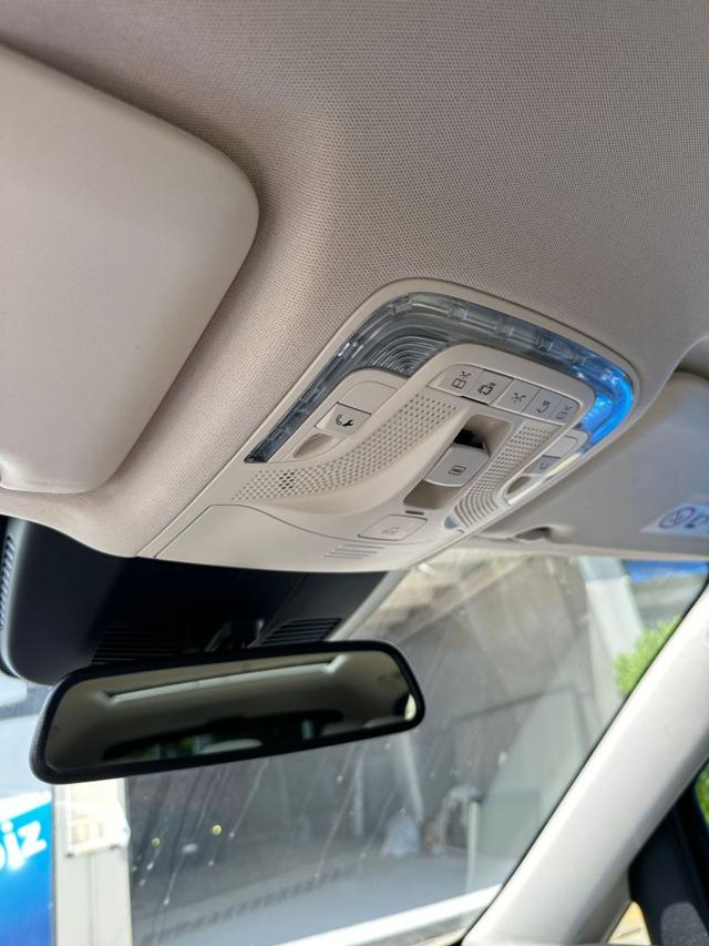 MERCEDES-BENZ V 250 usata, con ESP