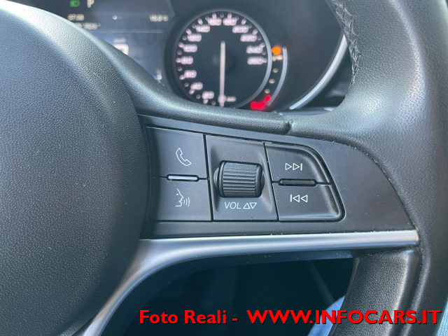 ALFA ROMEO Stelvio usata, con Luci diurne LED