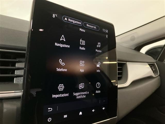 RENAULT Captur usata, con USB