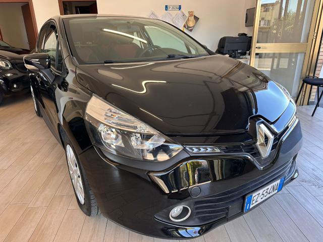 RENAULT Clio usata, con Climatizzatore