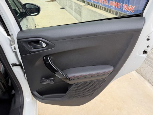 PEUGEOT 208 usata 25