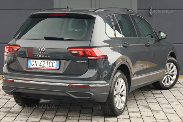 VOLKSWAGEN Tiguan usata, con Airbag laterali