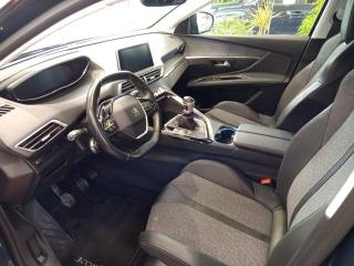 PEUGEOT 3008 usata, con Touch screen
