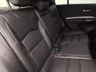 CADILLAC XT4 usata, con Sedile posteriore sdoppiato