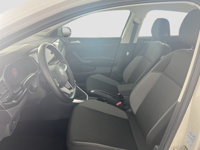 VOLKSWAGEN Taigo usata 8