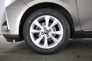 TOYOTA Yaris usata 7