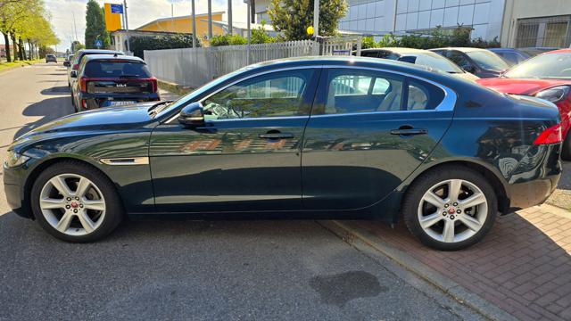 JAGUAR XE usata, con Airbag laterali