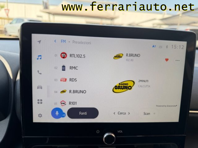 TOYOTA Yaris Cross usata, con Touch screen