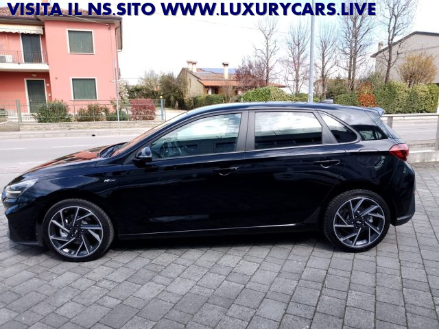 HYUNDAI i30 usata, con Alzacristalli elettrici