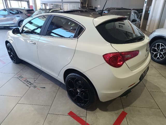 ALFA ROMEO Giulietta usata, con Airbag Passeggero