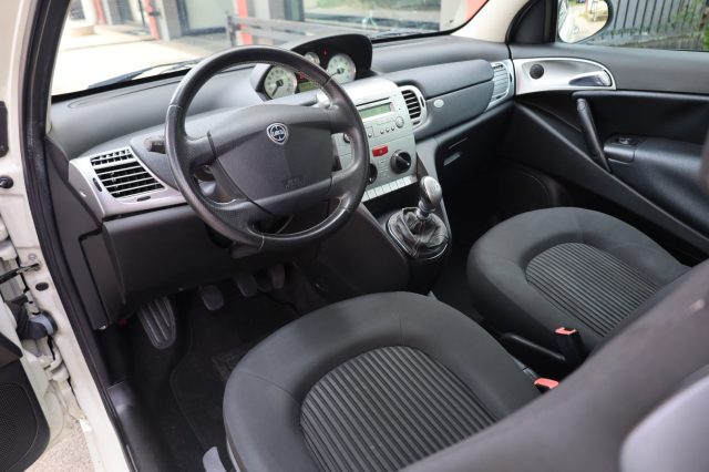 LANCIA Ypsilon usata, con Airbag laterali