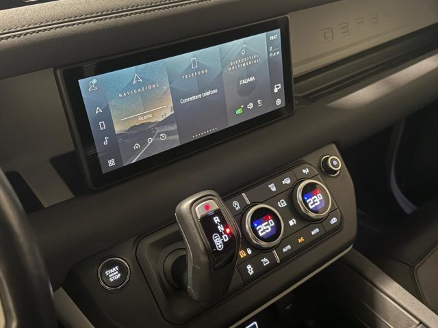 LAND ROVER Defender usata 18