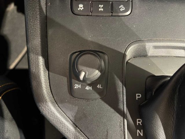 FORD Ranger usata, con Sensori di parcheggio posteriori