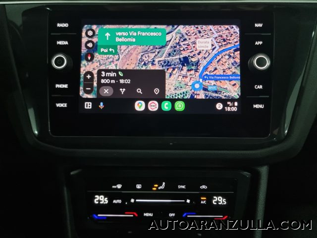 VOLKSWAGEN Tiguan usata, con Volante in pelle