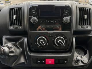 PEUGEOT Boxer usata, con Vivavoce